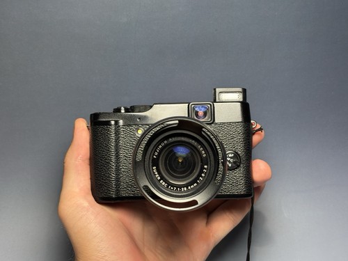 Fujifilm finepix series x10 - x,