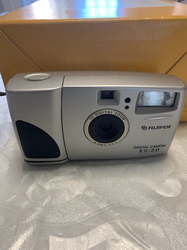 Fujifilm compatta - ex-20,