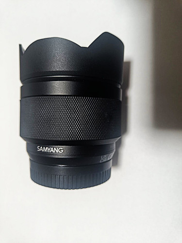 Samyang 12mm 2 - 12mm, f/2,0