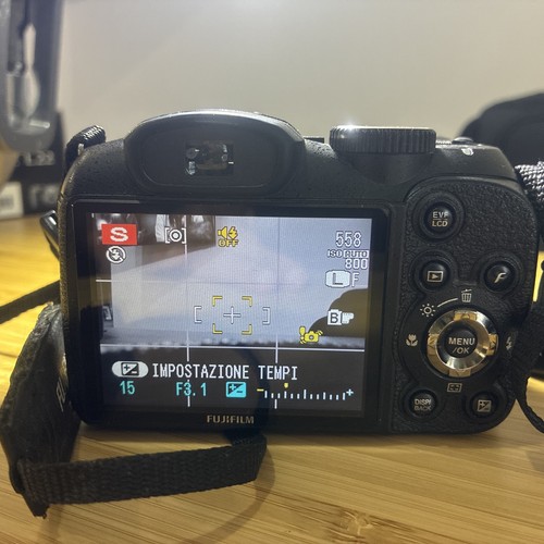 Fujifilm finepix s2840 14mp - finepix,