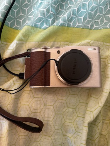 Fujifilm xf10 series - x, 24,2mp
