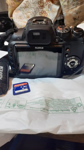 Fujifilm finepix hs10 - hs10,