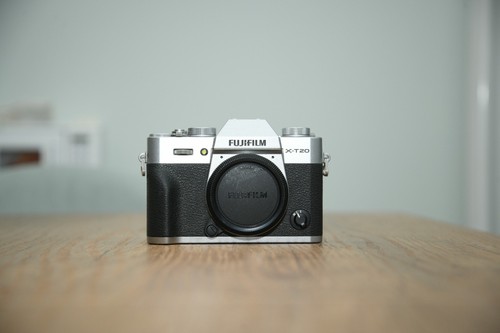 Fujifilm t20 leggi - x-t20,